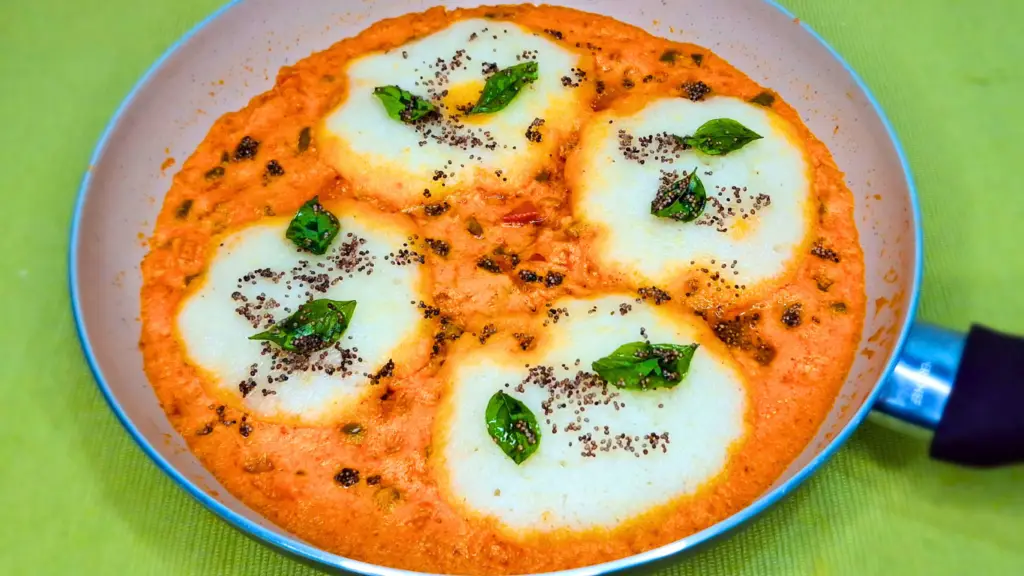 idli shakshuka