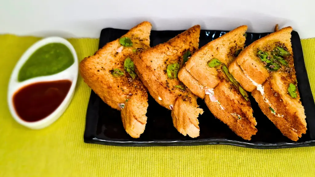 dahi tadka sandwich