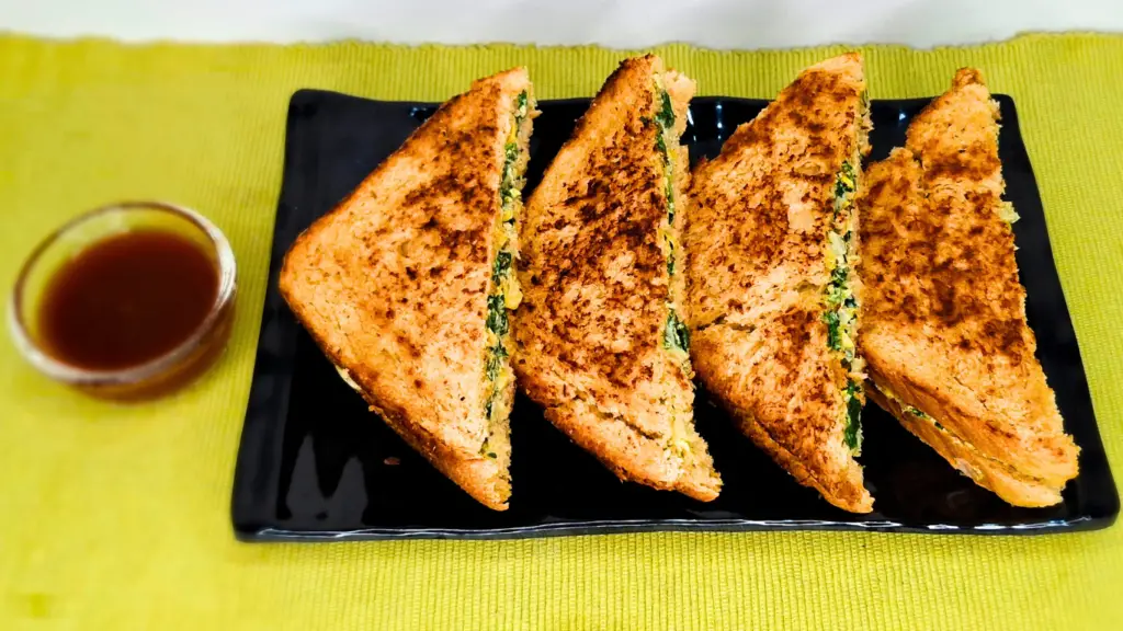 spinach corn sandwich