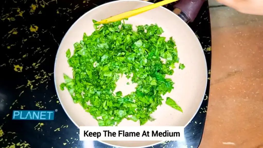 spinach corn sandwich