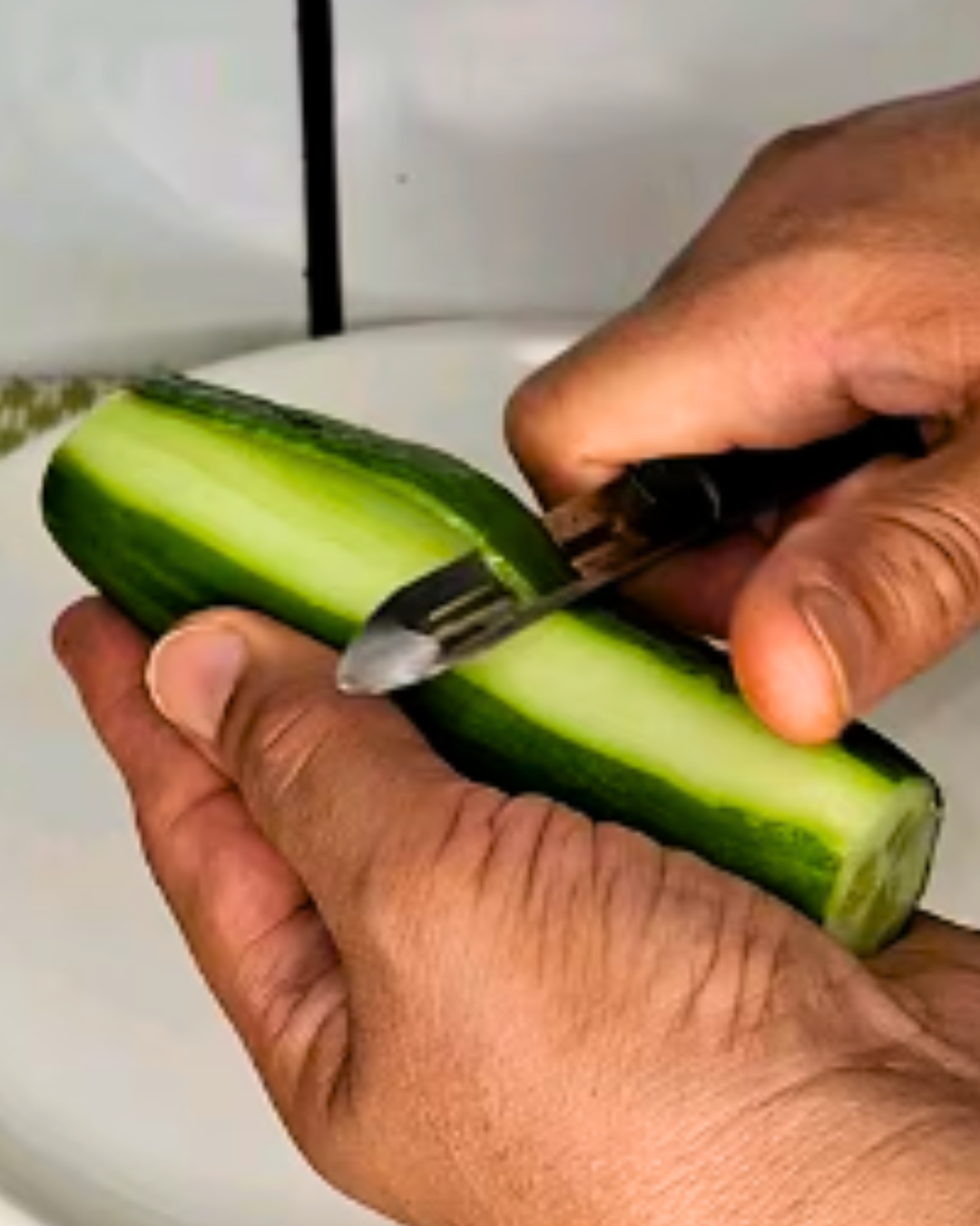 how to peel cucumber